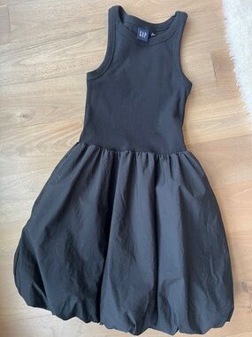 GAP Black Sleeveless Balloon Skirt Dress